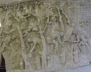 罗马士兵为了建筑而砍伐树木。细节图拉真的专栏。