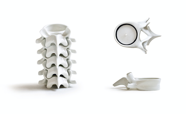 可堆叠的脊椎骨烛台由canalia Nkala设计