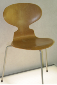 premirere chaise Ant 00 <e:1> 3件作品展，丹麦设计博物馆，1952年